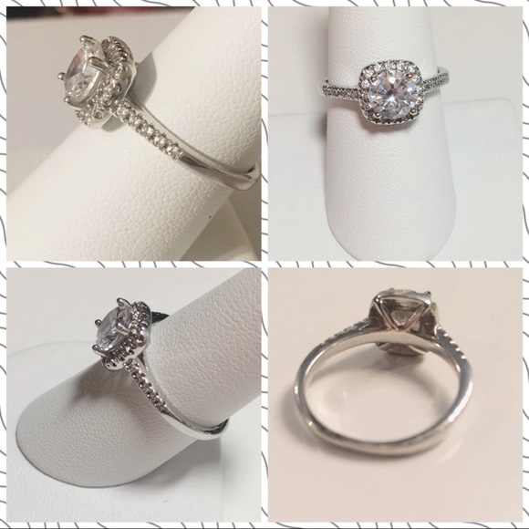 💍LAST ONE!!💍GORGEOUS SILVER PLATED ZIRCON RING💍 - Picture 3 of 4